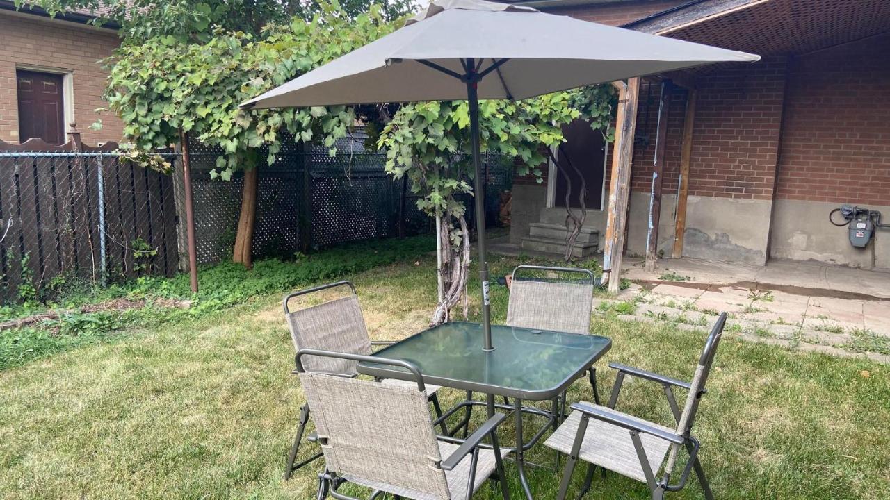 Spectacular 3 Bedroom 2 Wr House - Close To Airport Toronto Luaran gambar